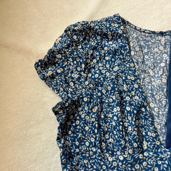 Floral Blue and white mini Dress Princess Polly - Picture 4 of 7